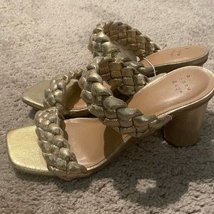 Gorgeous gold a new day heels!! NWT